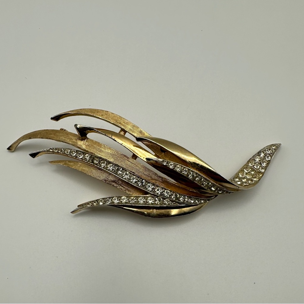 Marcel Boucher Brooch Pin Gold Tone Brushed Crystal Rhinestone Spray # 7981 Vtg